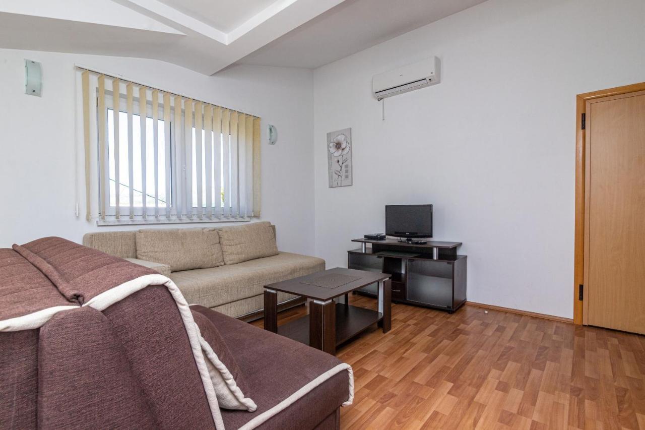 Apartments Janja Trogir Ngoại thất bức ảnh